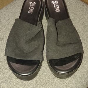 Ladies wedge sandals